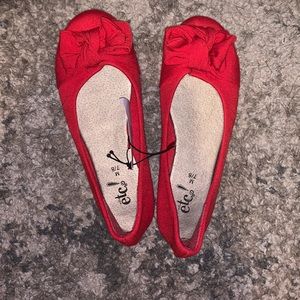 Woman’s flat shoes